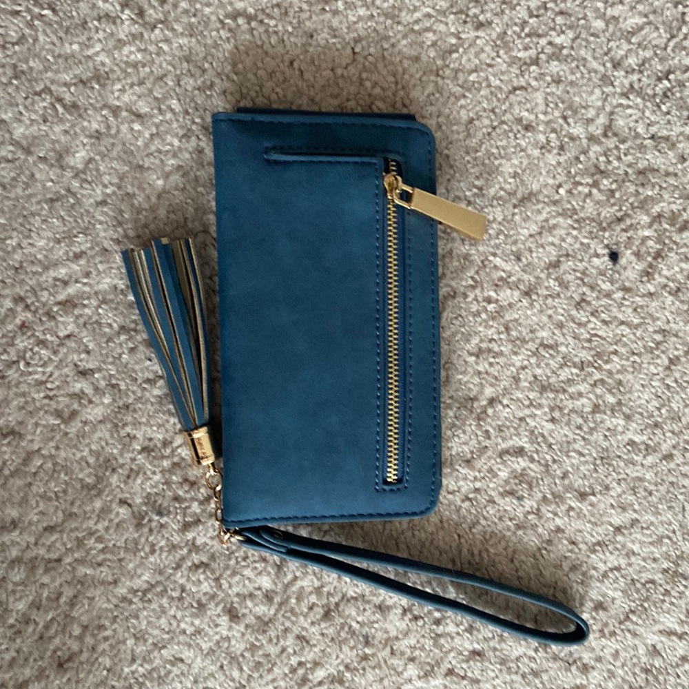 blue wallet